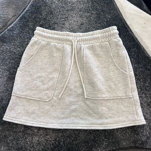 WOMEN’S LIGHT GRAY MINI SKIRT